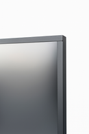 43" LG 4K Digital Signage Stele – Freistehendes Schwarzes Werbedisplay mit Rollen – 24/7 Betrieb – Mit Webverwaltung, Contentplaner, CMS & Integriertem Editor